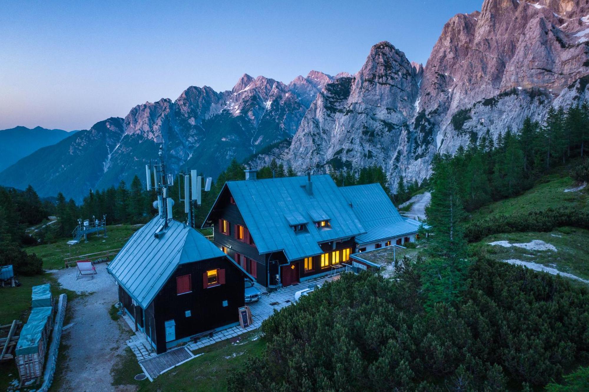 Postarski Dom On Vrsic Kranjska Gora Bagian luar foto